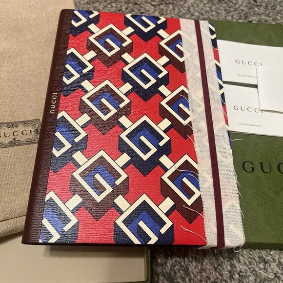 Gucci Red and Blue Geometric Pattern Notebook with Dustbag-Box - Picture 4 of 6